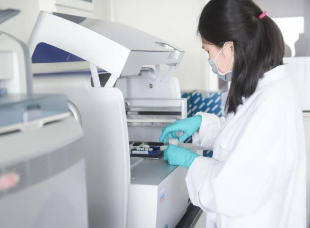 咀嚼口香糖做親子鑒定樣本采集,能行嗎? 咀嚼口香糖做親子鑒定樣本采集,能行嗎?