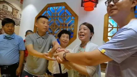 父母該不該和孩子做親子鑒定？看完或許會(huì)改變你的家庭親子關(guān)系！