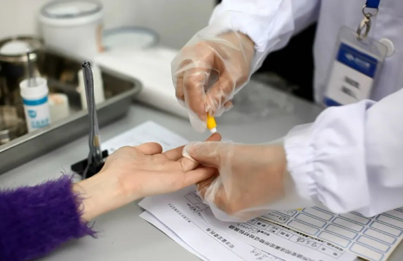 孩子不像丈夫怎么采集親子鑒定樣本確認關(guān)系?需要幾個工作日? 孩子不像丈夫怎么采集親子鑒定樣本確認關(guān)系?需要幾個工作日?